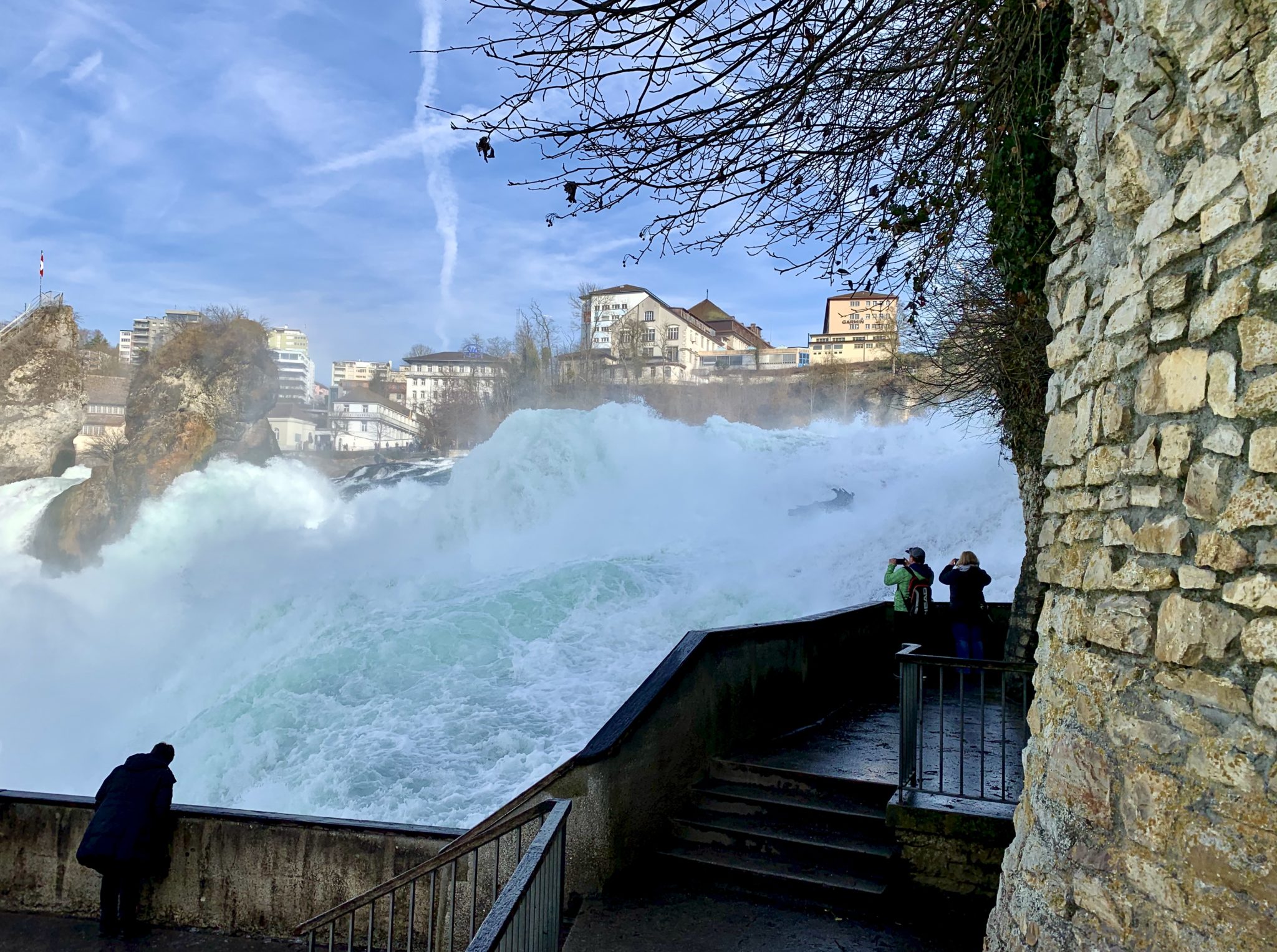 Les Chutes du Rhin Canton de Schaffhouse Anna & Aka